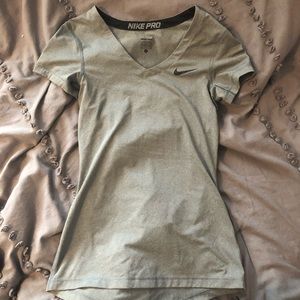 Nike pro workout shirt
